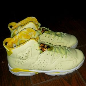 Air Jordan 6 Retro GS Floral Dynamic Yellow Sneakers